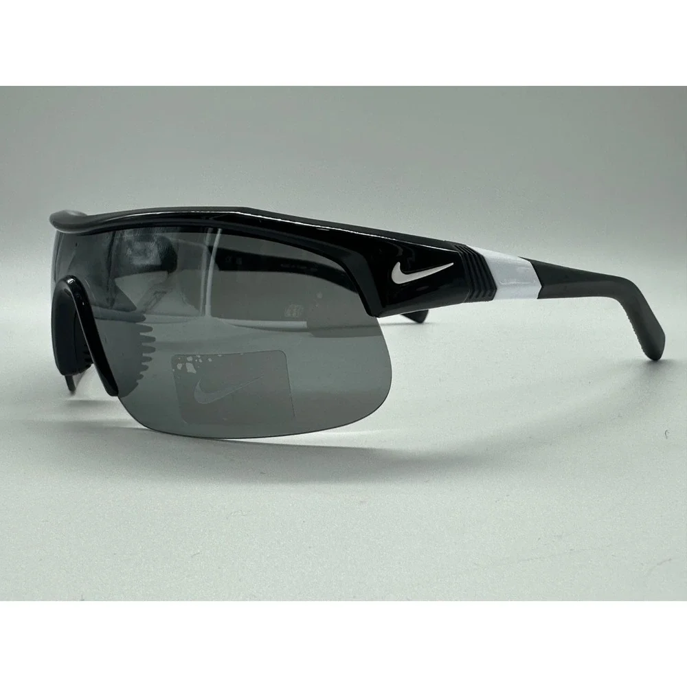 Nike Sunglasses Show X1 DX6520‎ 011 58-18-135 - Black